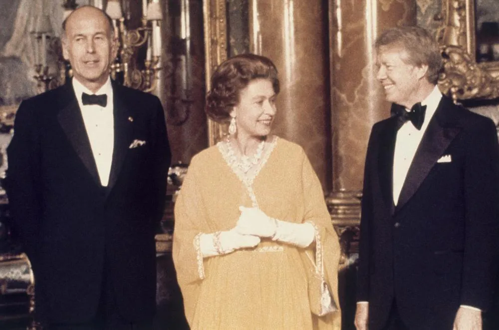 Nữ hoàng Anh Elizabeth II qua đời ở tuổi 96, lãnh đạo thế giới gửi lời chia buồn - Ảnh 12.