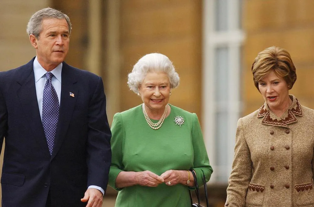 Nữ hoàng Anh Elizabeth II qua đời ở tuổi 96, lãnh đạo thế giới gửi lời chia buồn - Ảnh 16.