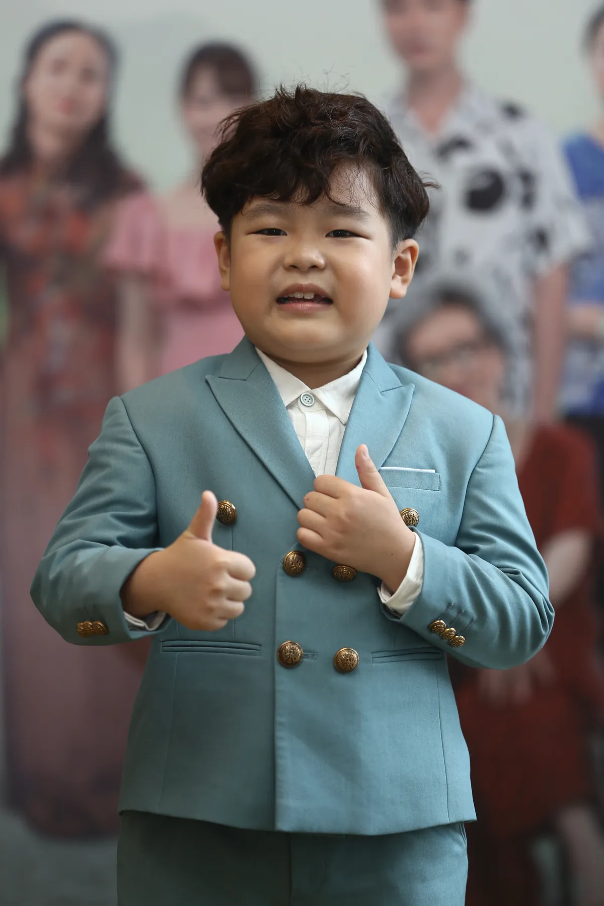 Mộng Mơ Huyền Trang làm mẹ của bé So Tuấn Phong trong phim mới - Ảnh 1.