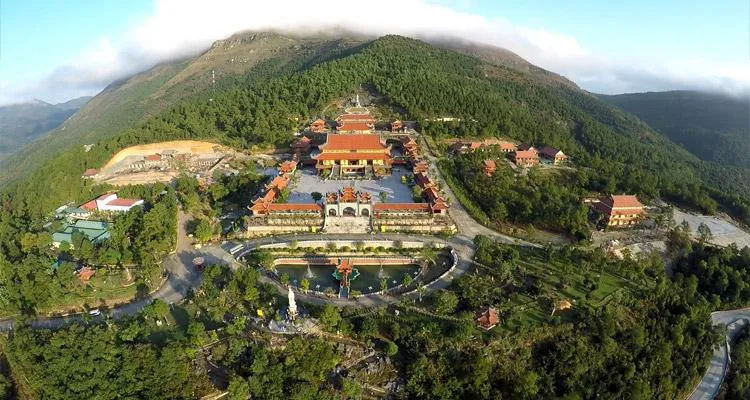 5 điểm đến ở Việt Nam để tận hưởng không khí lễ hội mùa thu - Ảnh 2.