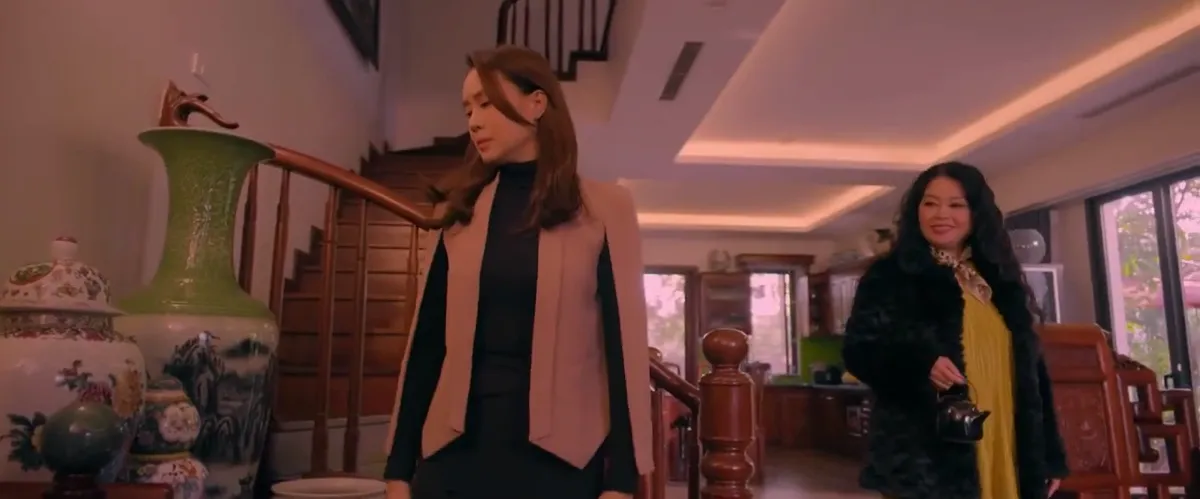 H&agrave;nh tr&igrave;nh c&ocirc;ng l&yacute; - Tập 42: V&agrave;o vụ kiện mới, Phương may mắn t&igrave;m bằng chứng minh oan cho chồng? - Ảnh 1.