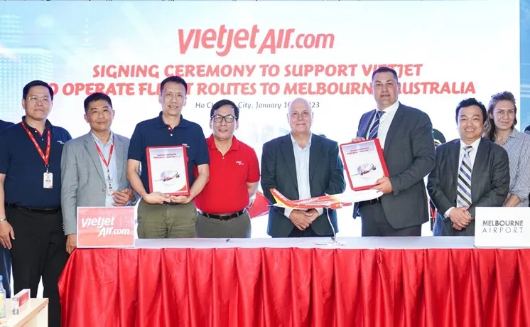 Lãnh đạo Vietjet cùng Bộ trưởng bang Victoria (Úc) công bố đường bay thẳng giữa TP Hồ Chí Minh và Melbourne từ ngày 31/3/2023 - Ảnh 3.