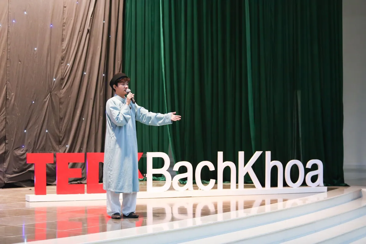 TEDx BachKhoa 2023: Cánh cửa cơ hội mới mở ra với RESET - Nguyên bản - Ảnh 4.