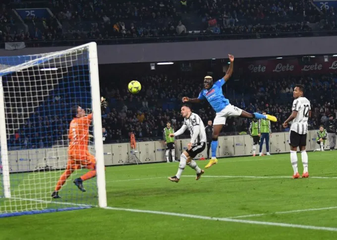 Napoli giành chiến thắng áp đảo Juventus - Ảnh 1. Napoli giành chiến thắng áp đảo Juventus - Ảnh 1.