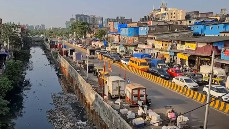 Thế giới đối mặt với hai h&igrave;nh th&aacute;i d&acirc;n số: Nơi chật chội, nơi vắng b&oacute;ng người - Ảnh 2.