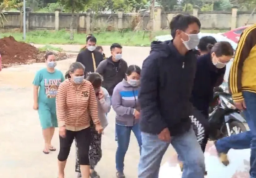 Triệt ph&aacute; đường d&acirc;y đ&aacute;nh bạc 300 tỷ đồng - Ảnh 1.