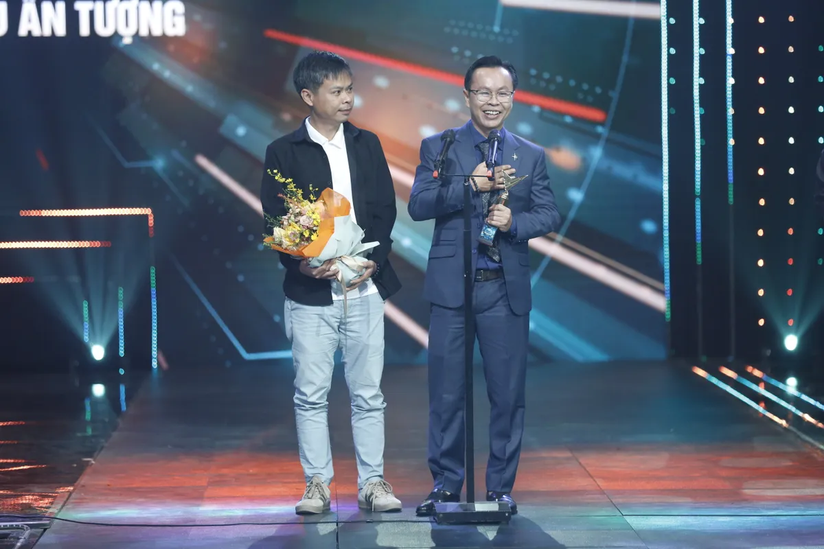 Khoảnh khắc ấn tượng trong Lễ trao giải VTV Awards 2022 - Ảnh 36.