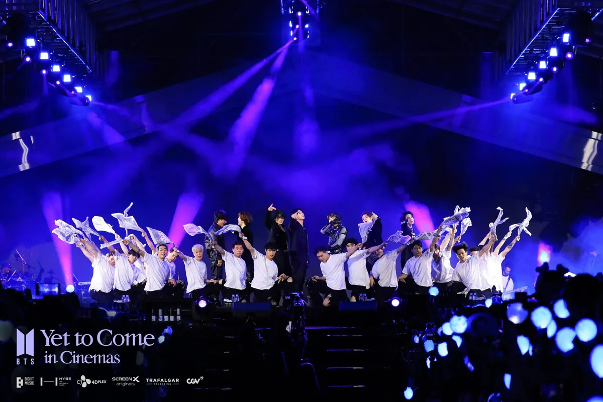 Việt Nam sẽ khởi chiếu concert BTS: Yet To Come in Cinemas c&ugrave;ng thế giới - Ảnh 1.