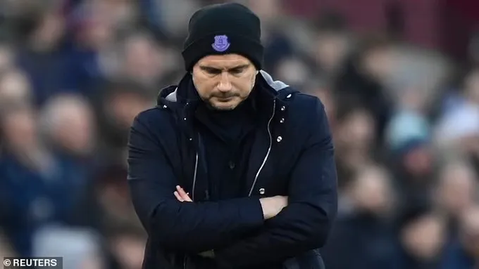 Sự nghiệp huấn luyện khó khăn của Frank Lampard & Steven Gerrard - Ảnh 1. Sự nghiệp huấn luyện khó khăn của Frank Lampard & Steven Gerrard - Ảnh 1.