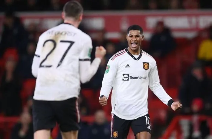 Thắng dễ Nottingham, Man Utd đặt một chân vào chung kết cúp Liên đoàn - Ảnh 1. Thắng dễ Nottingham, Man Utd đặt một chân vào chung kết cúp Liên đoàn - Ảnh 1.