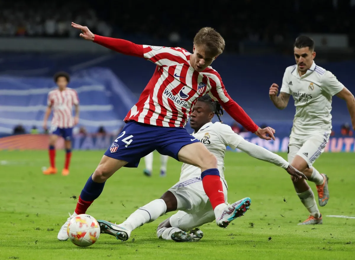Real đánh bại Atletico trong trận derby Madrid tại tứ kết Cúp Nhà vua - Ảnh 1. Real đánh bại Atletico trong trận derby Madrid tại tứ kết Cúp Nhà vua - Ảnh 1.