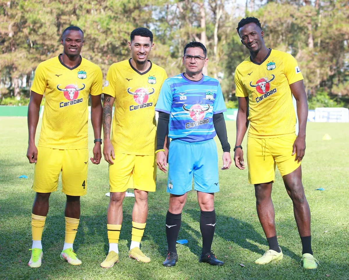 Mâu thuẫn giữa VPF và Hoàng Anh Gia Lai đã được giải quyết - Ảnh 1. Mâu thuẫn giữa VPF và Hoàng Anh Gia Lai đã được giải quyết - Ảnh 1.