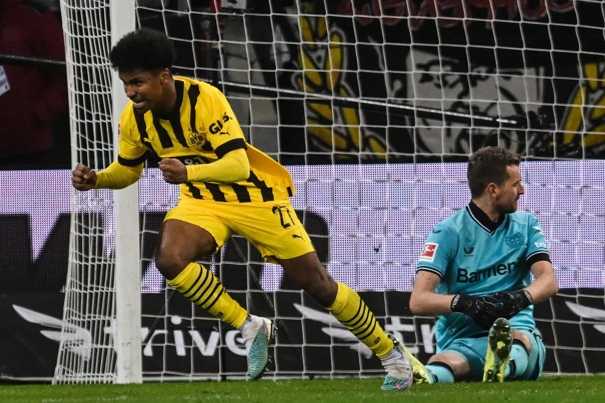 Dortmund thắng thuyết phục Leverkusen - Ảnh 1. Dortmund thắng thuyết phục Leverkusen - Ảnh 1.