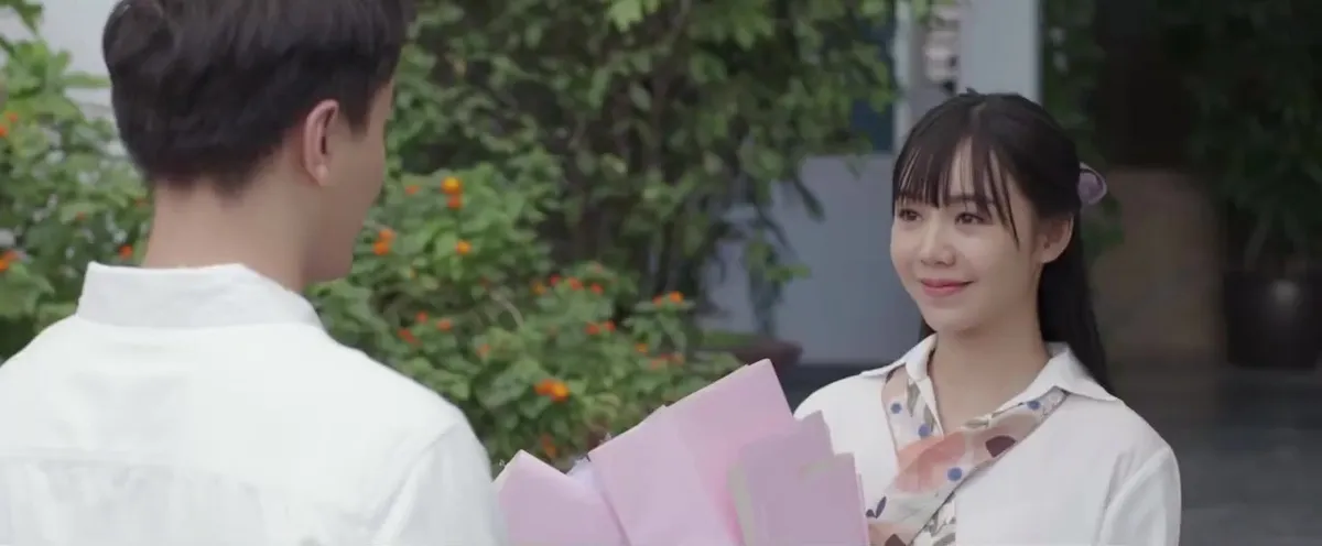 Đừng l&agrave;m mẹ c&aacute;u - Tập 11: Trung khiến Hạnh bật cười v&igrave; sự l&atilde;ng mạn - Ảnh 2.