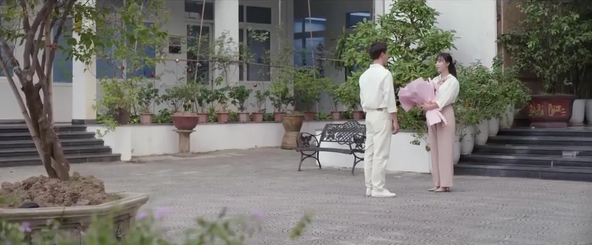 Đừng l&agrave;m mẹ c&aacute;u - Tập 11: Trung khiến Hạnh bật cười v&igrave; sự l&atilde;ng mạn - Ảnh 3.