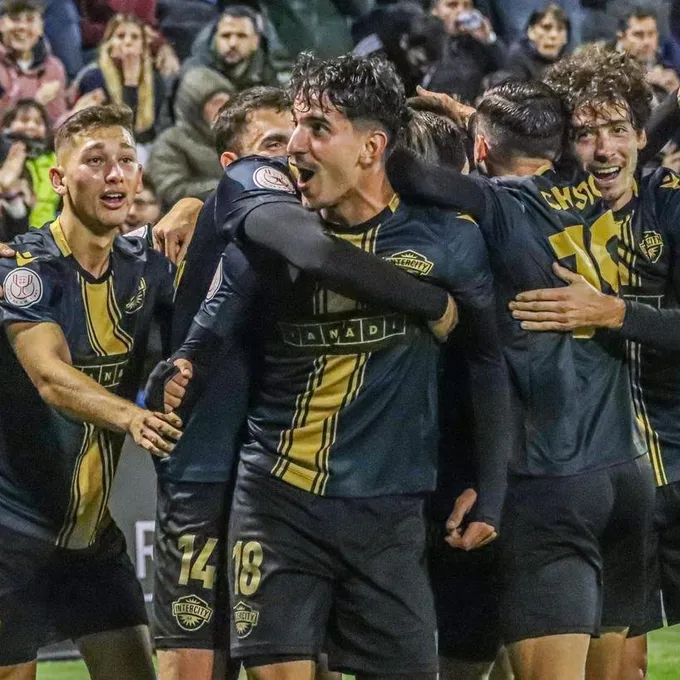 Barcelona chật vật giành chiến thắng trước đội bóng hạng 3 - Ảnh 1. Barcelona chật vật giành chiến thắng trước đội bóng hạng 3 - Ảnh 1.