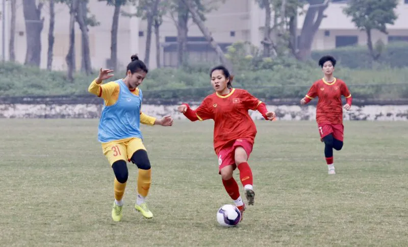 ĐT U20 nữ Việt Nam bắt đầu tập luyện tại Việt Trì, Phú Thọ - Ảnh 1. ĐT U20 nữ Việt Nam bắt đầu tập luyện tại Việt Trì, Phú Thọ - Ảnh 1.