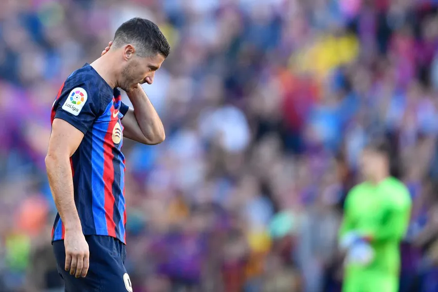Lewandowski bị treo giò 3 trận - Ảnh 2. Lewandowski bị treo giò 3 trận - Ảnh 2.