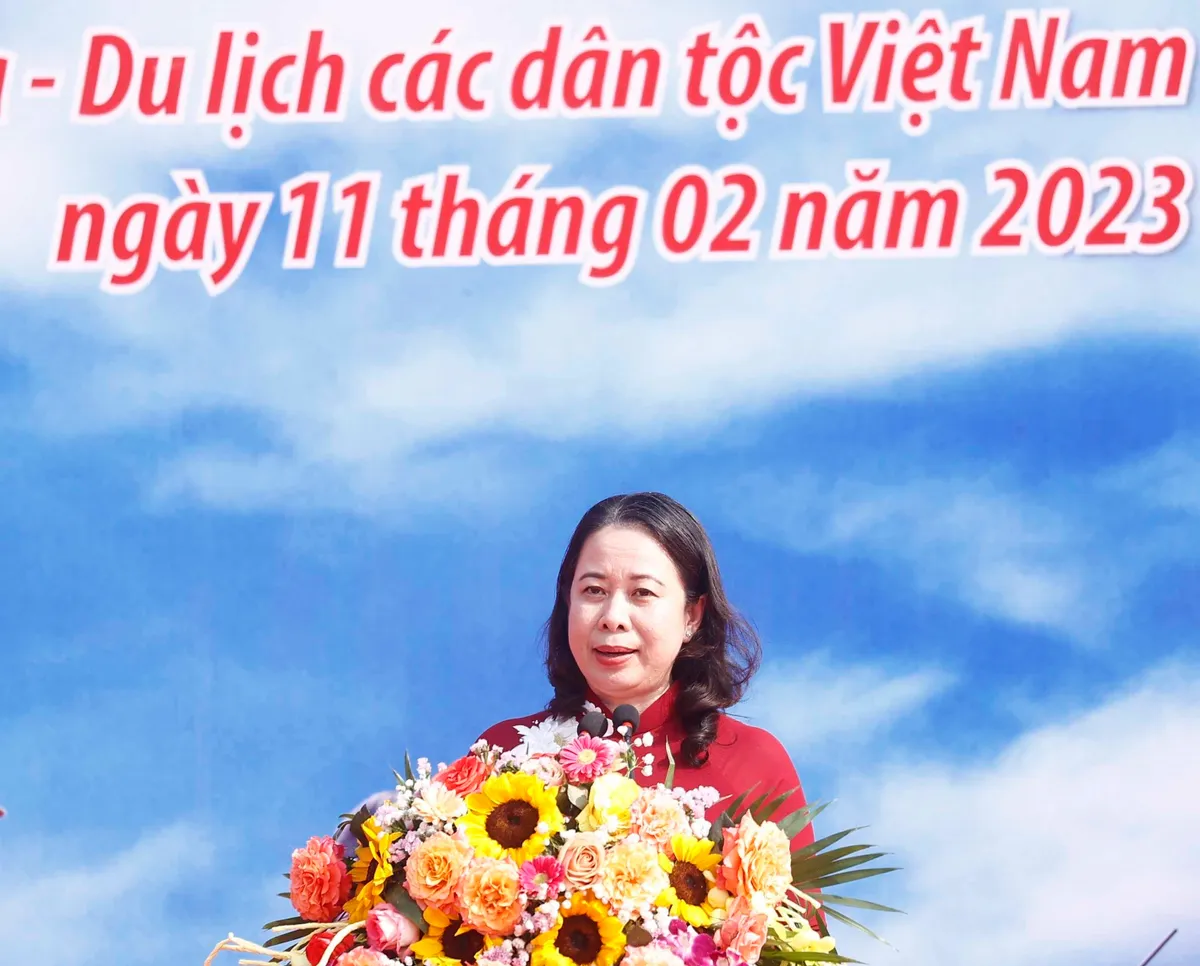 Quyền Chủ tịch nước Võ Thị Ánh Xuân dự Ngày hội sắc xuân trên mọi miền Tổ quốc - Ảnh 2.