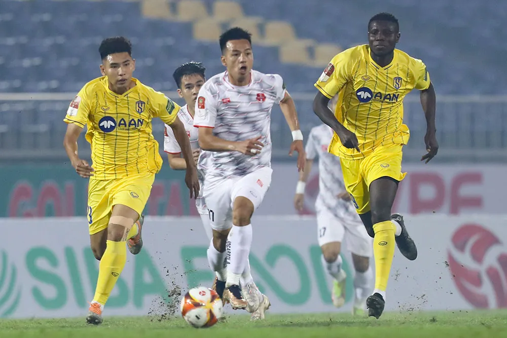 Cập nhật Kết quả, BXH vòng 3 V.League 2023 ngày 12/2: Đông Á Thanh Hóa tạm dẫn đầu - Ảnh 3. Cập nhật Kết quả, BXH vòng 3 V.League 2023 ngày 12/2: Đông Á Thanh Hóa tạm dẫn đầu - Ảnh 3.