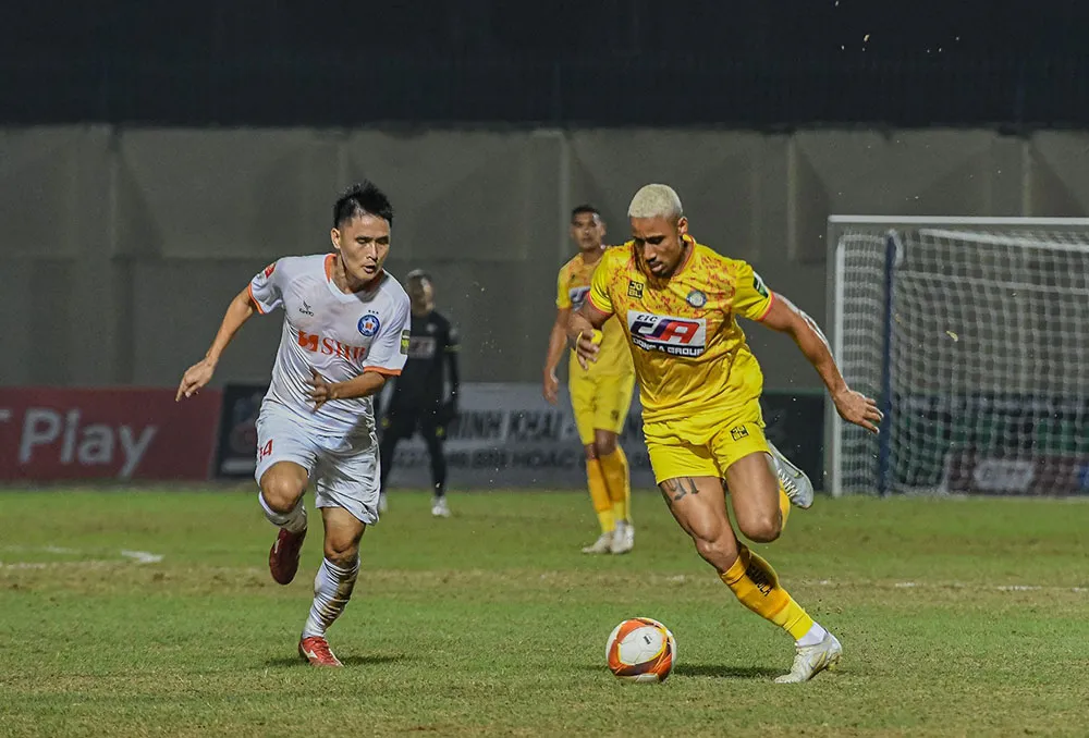 Cập nhật Kết quả, BXH vòng 3 V.League 2023 ngày 12/2: Đông Á Thanh Hóa tạm dẫn đầu - Ảnh 4. Cập nhật Kết quả, BXH vòng 3 V.League 2023 ngày 12/2: Đông Á Thanh Hóa tạm dẫn đầu - Ảnh 4.