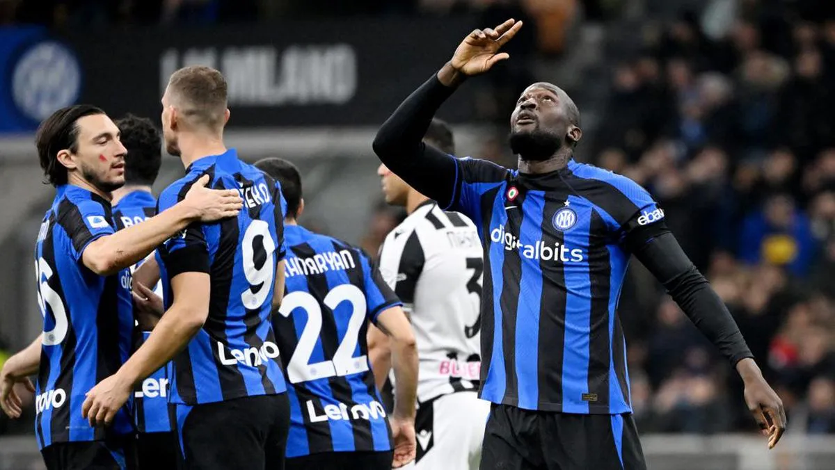 AC Milan trở lại top 4 giải VĐQG Italia Serie A - Ảnh 2. AC Milan trở lại top 4 giải VĐQG Italia Serie A - Ảnh 2.