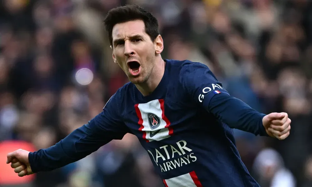 Messi lập siêu phẩm đá phạt ở thời khắc không tưởng, PSG thắng nghẹt thở - Ảnh 3. Messi lập siêu phẩm đá phạt ở thời khắc không tưởng, PSG thắng nghẹt thở - Ảnh 3.