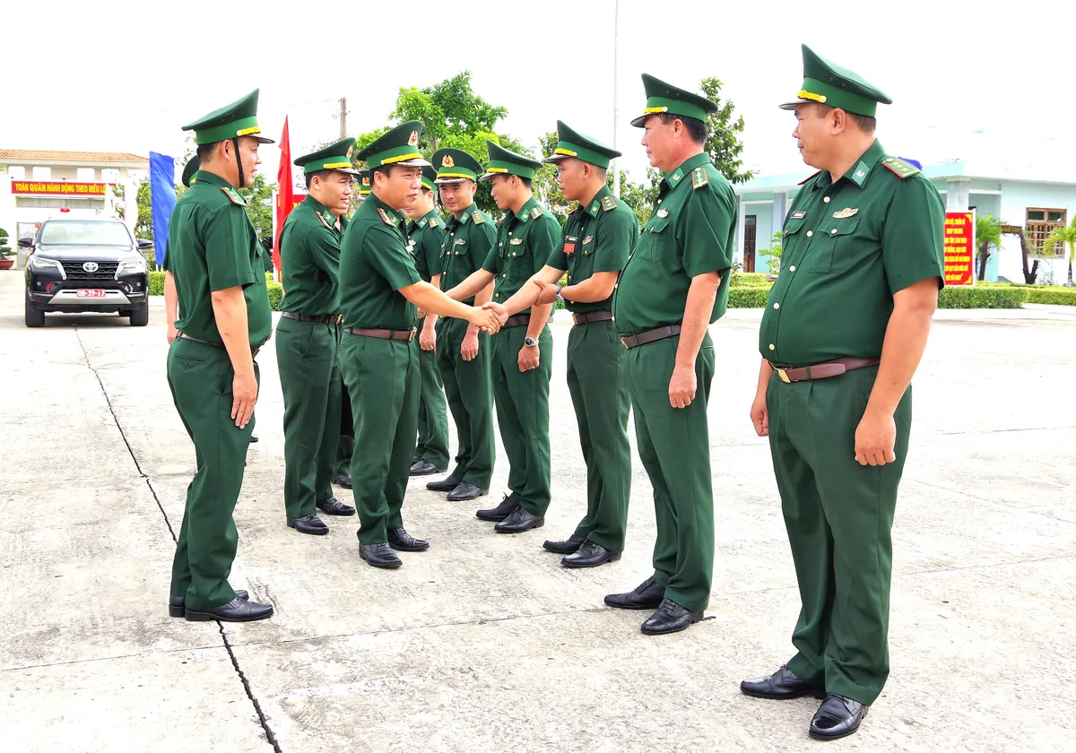 Chú trọng xây dựng thế trận lòng dân trong công tác bảo vệ biên giới - Ảnh 1.