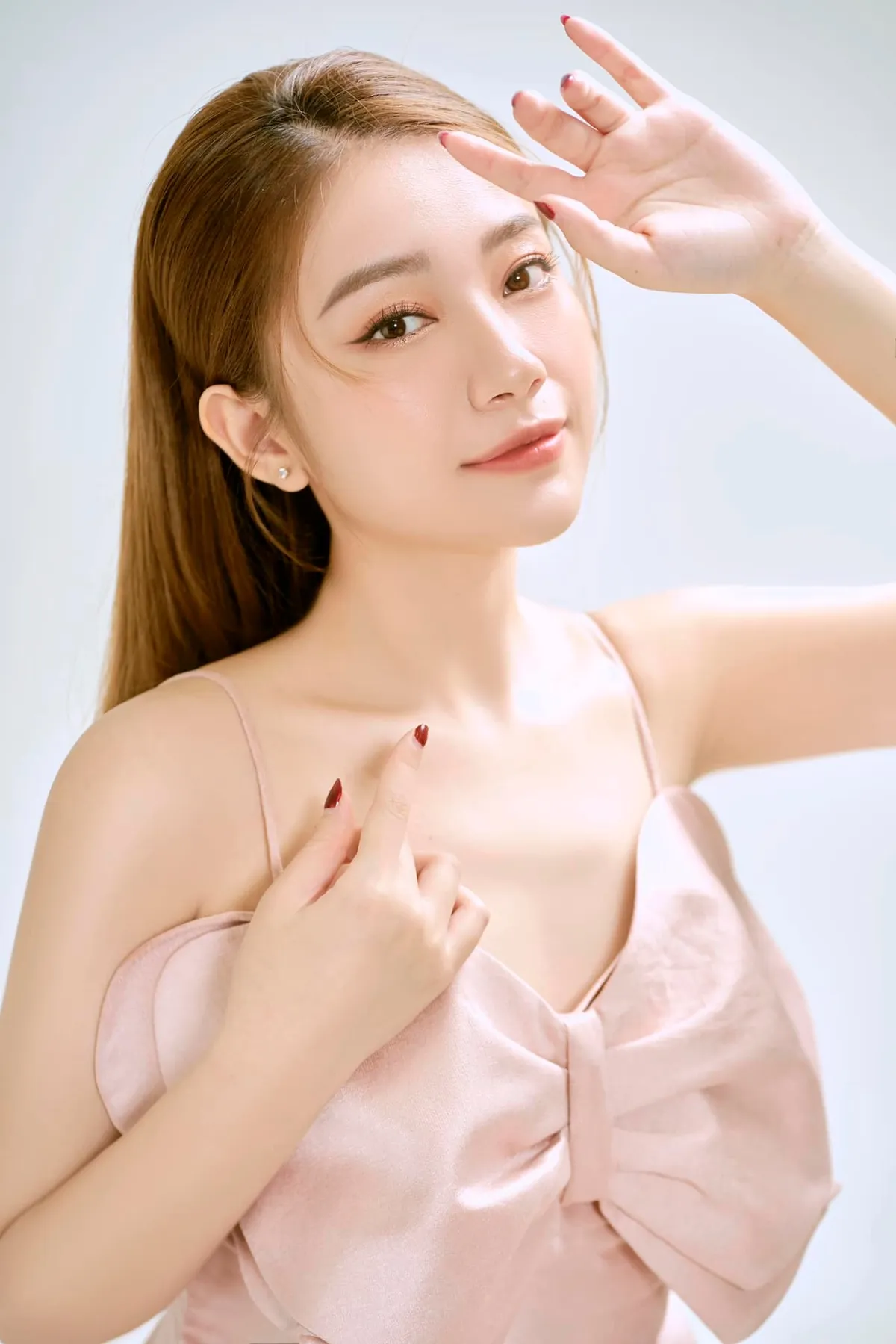 Nhan sắc nàng dâu út sành điệu trong Dưới bóng cây hạnh phúc - Ảnh 7.