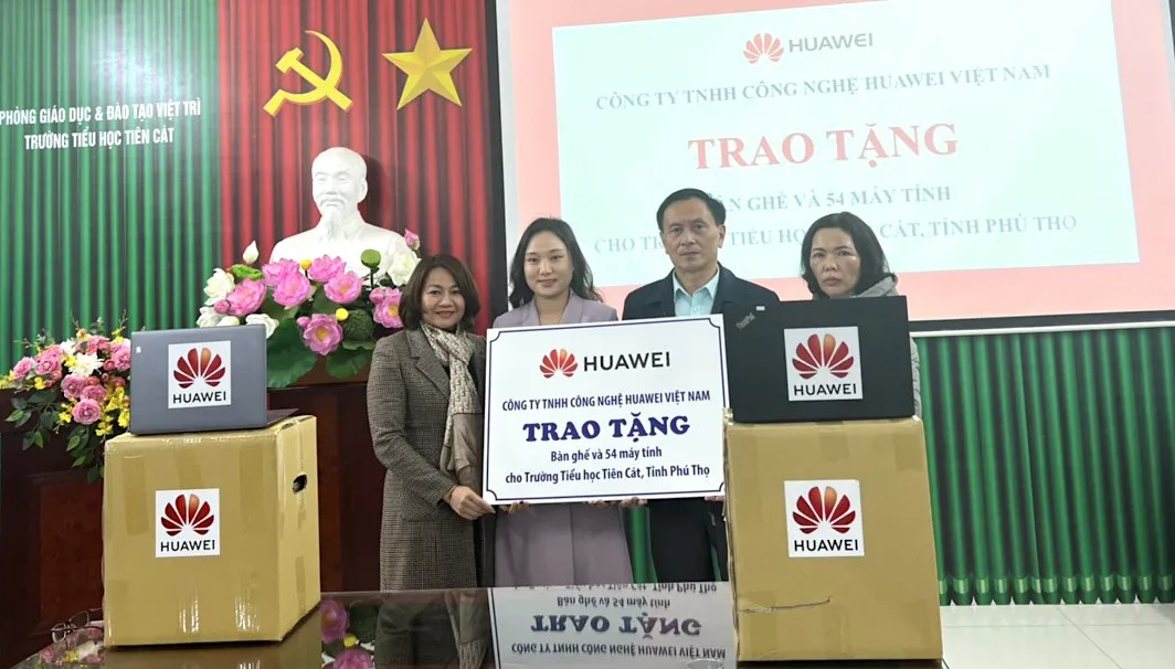 Đưa công nghệ vào hỗ trợ giáo dục tại vùng cao - Ảnh 1.