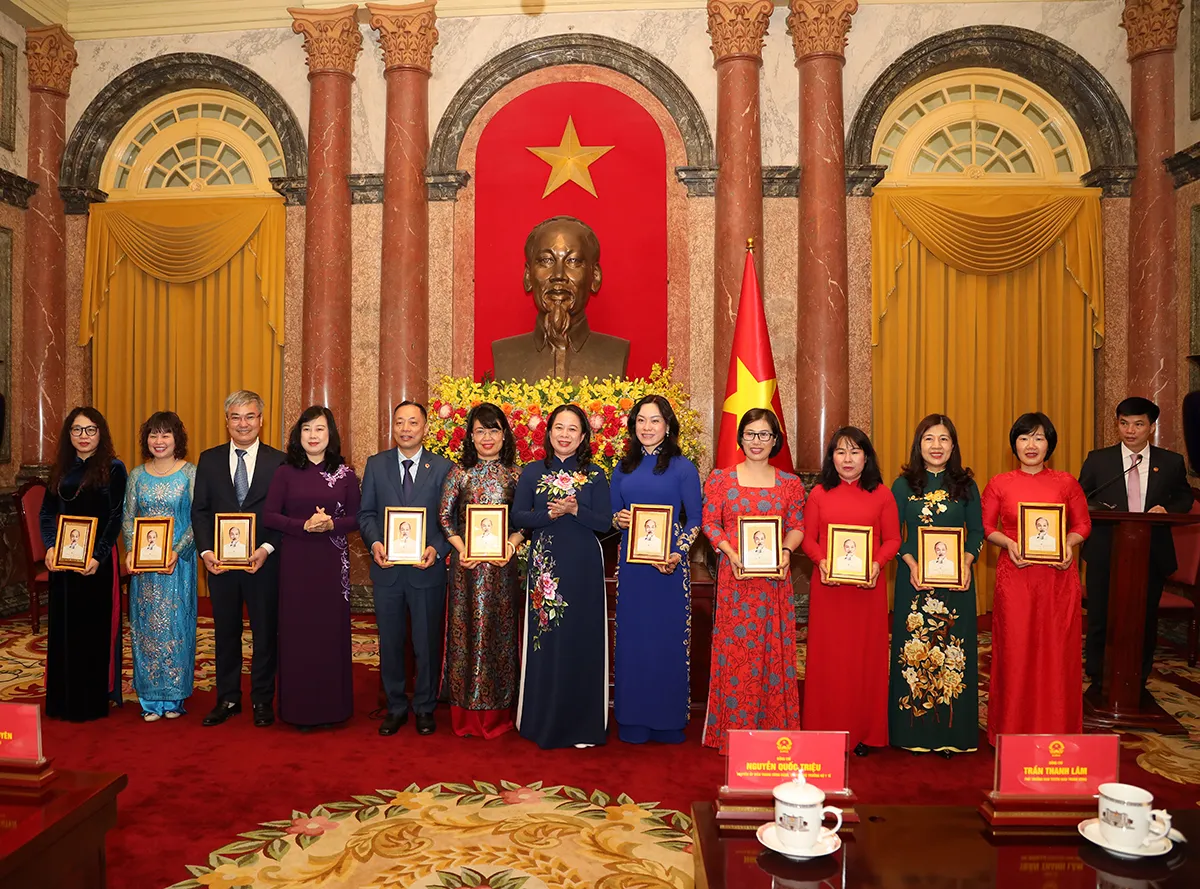 Quyền Chủ tịch nước Võ Thị Ánh Xuân: Ngành Y tế đã vượt qua mọi khó khăn, vất vả để chăm sóc, bảo vệ sức khỏe nhân dân - Ảnh 4.