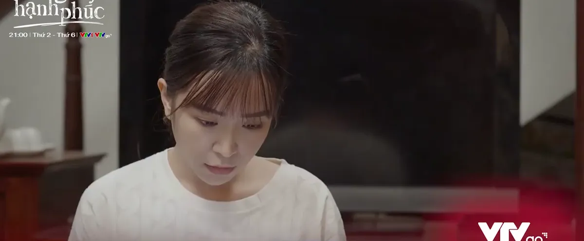 Dưới b&oacute;ng c&acirc;y hạnh ph&uacute;c - Tập 24: B&eacute; tr&agrave; sữa lại k&egrave; k&egrave; b&ecirc;n chồng Son - Ảnh 3.