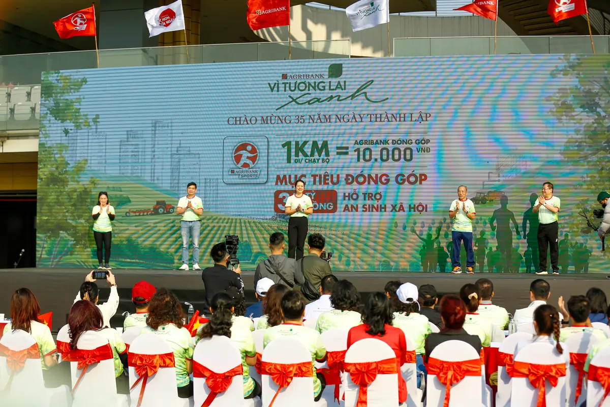Agribank phát động giải chạy Vì tương lai xanh - Ảnh 4. Agribank phát động giải chạy Vì tương lai xanh - Ảnh 4.