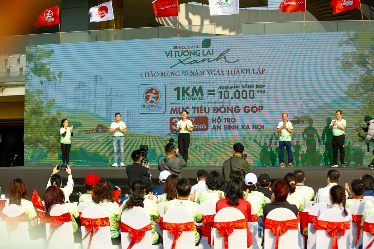 Agribank phát động giải chạy Vì tương lai xanh - Ảnh 3. Agribank phát động giải chạy Vì tương lai xanh - Ảnh 3.