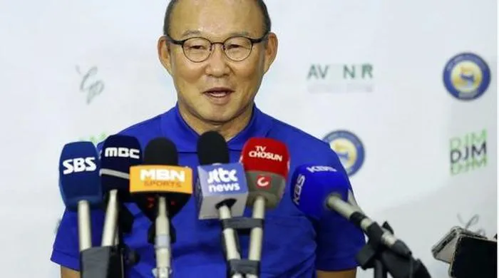HLV Park Hang Seo và đội trưởng Hùng Dũng bầu chọn ai ở FIFA The Best? - Ảnh 2. HLV Park Hang Seo và đội trưởng Hùng Dũng bầu chọn ai ở FIFA The Best? - Ảnh 2.