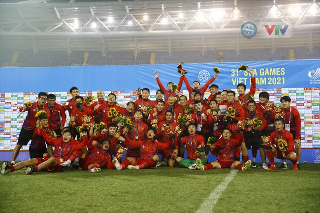 Bóng đá nam SEA Games 32 có nhiều thay đổi về độ tuổi tham dự - Ảnh 1. Bóng đá nam SEA Games 32 có nhiều thay đổi về độ tuổi tham dự - Ảnh 1.