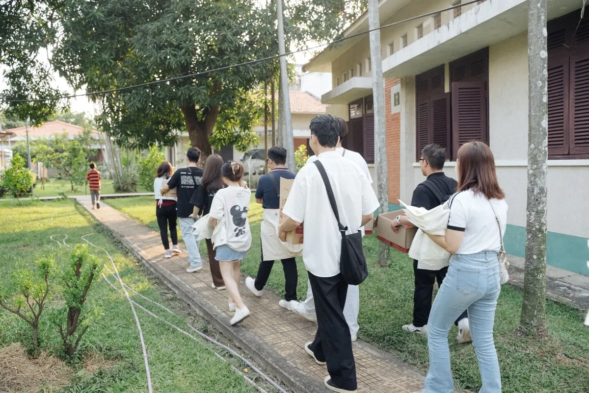 Levents mang hơi ấm đến trẻ em làng SOS trong mùa Tết Quý Mão - Ảnh 3.