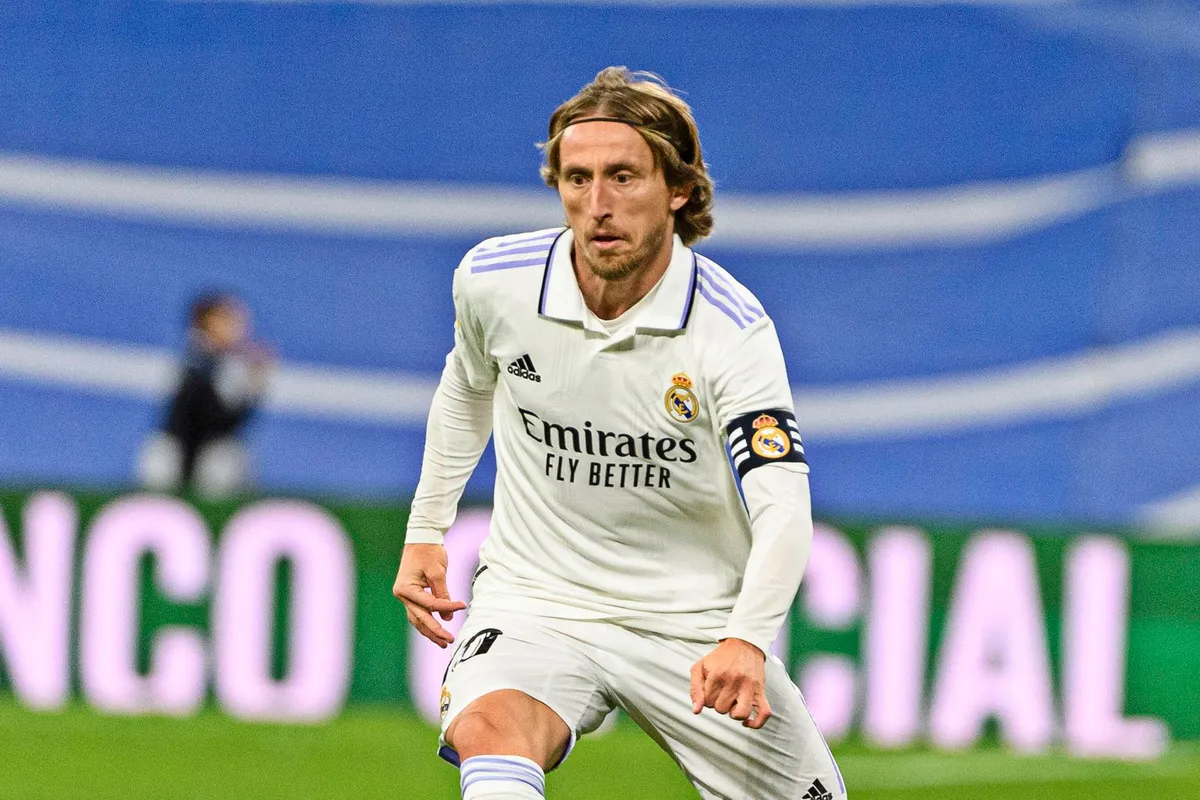 Real Madrid ra điều kiện đặc biệt để gia hạn hợp đồng với Luka Modric - Ảnh 1. Real Madrid ra điều kiện đặc biệt để gia hạn hợp đồng với Luka Modric - Ảnh 1.