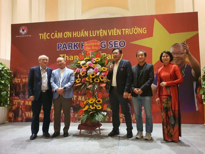 LĐBĐVN tổ chức tiệc cảm ơn HLV trưởng Park Hang Seo  - Ảnh 8.