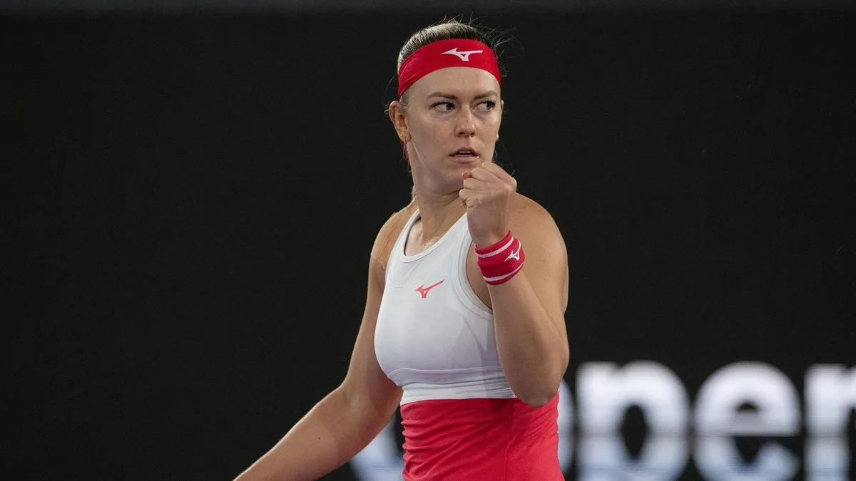 Emma Raducanu dễ dàng vào vòng 2 Indian Wells mở rộng - Ảnh 2. Emma Raducanu dễ dàng vào vòng 2 Indian Wells mở rộng - Ảnh 2.