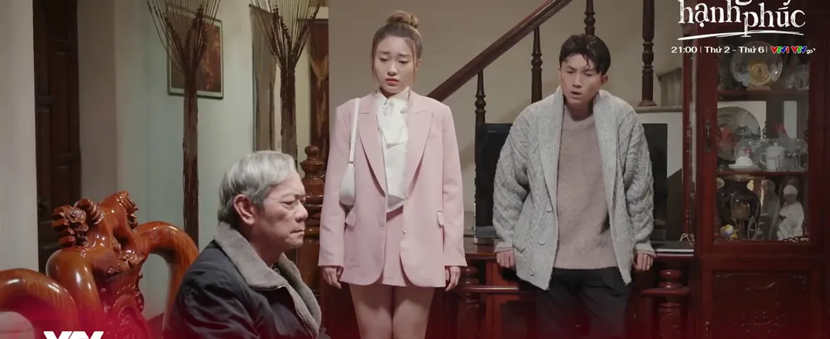 Dưới b&oacute;ng c&acirc;y hạnh ph&uacute;c - Tập 33: &Ocirc;ng C&ocirc;ng bị con d&acirc;u &uacute;t bật lại tanh t&aacute;ch - Ảnh 1.