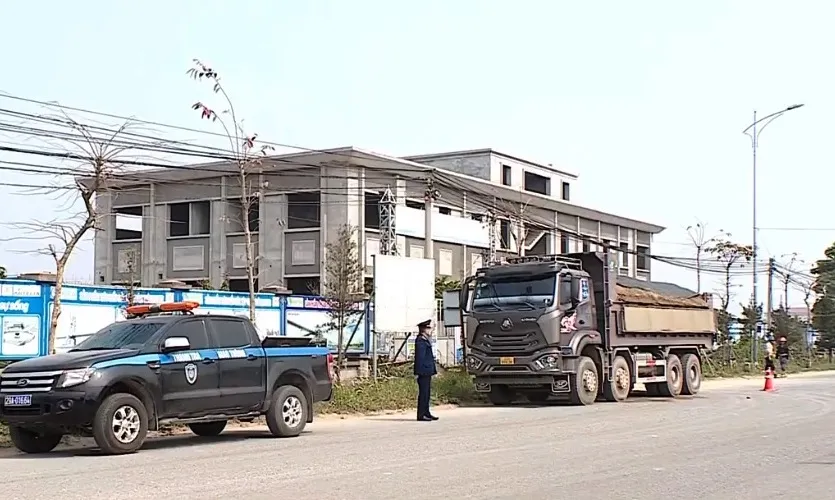 Chiêu trò mới cơi nới thùng xe chỉ với... 1 nút bấm - Ảnh 1. Chiêu trò mới cơi nới thùng xe chỉ với... 1 nút bấm - Ảnh 1.