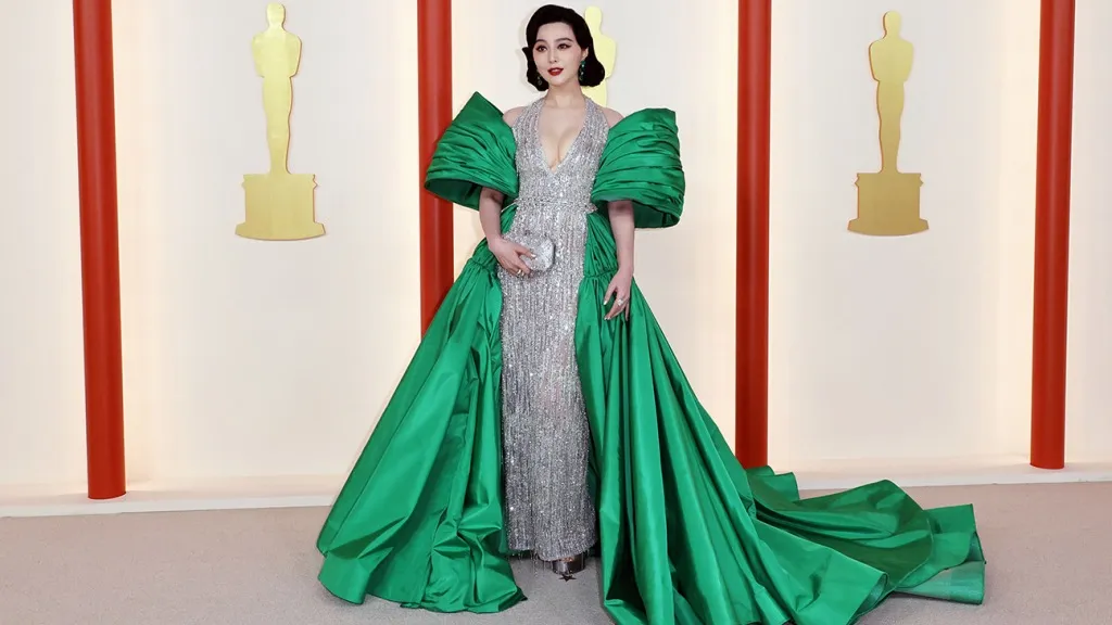 Lễ trao giải Oscar 2023: Everything Everywhere All At Once giành giải Phim hay nhất - Ảnh 4. Lễ trao giải Oscar 2023: Everything Everywhere All At Once giành giải Phim hay nhất - Ảnh 4.