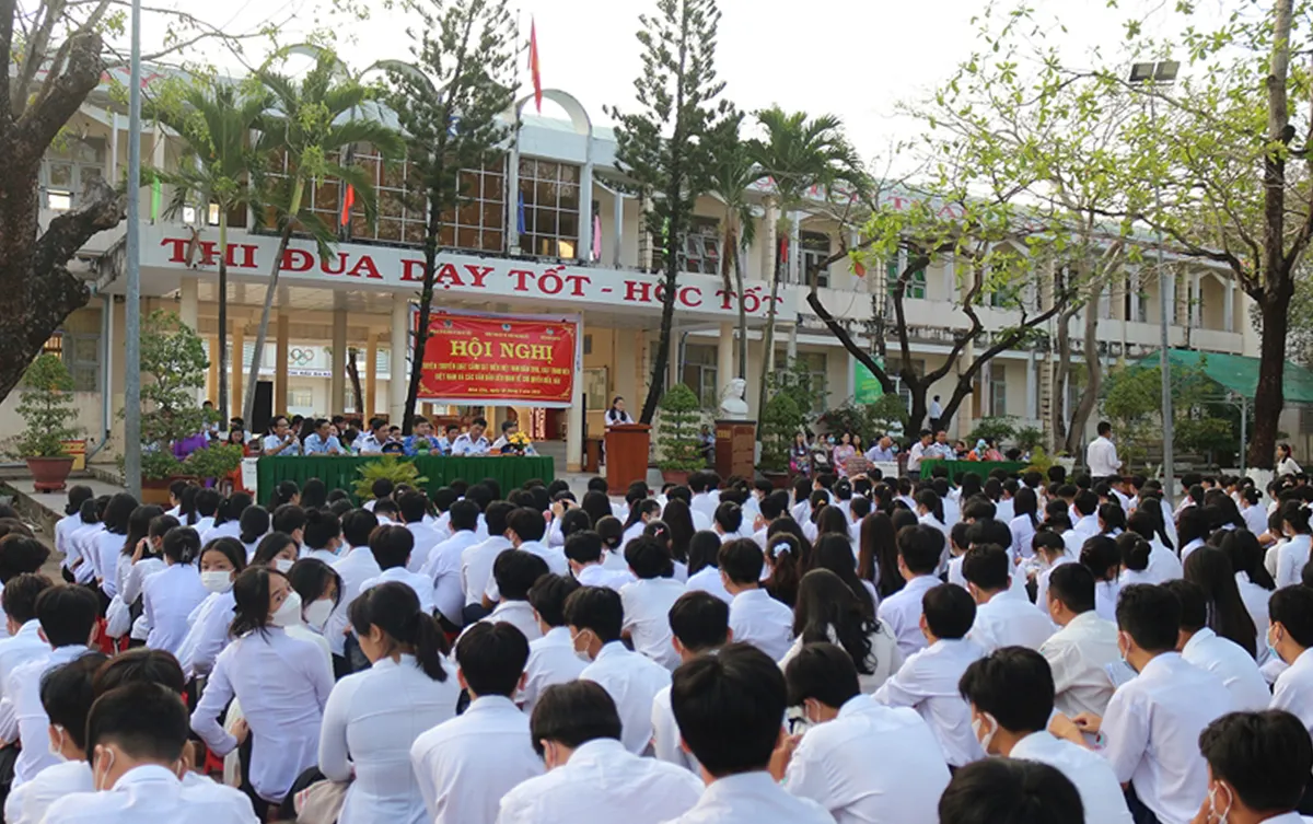 Tuyên truyền nâng cao nhận thức về bảo vệ chủ quyền biển, đảo tại Cà Mau - Ảnh 1.