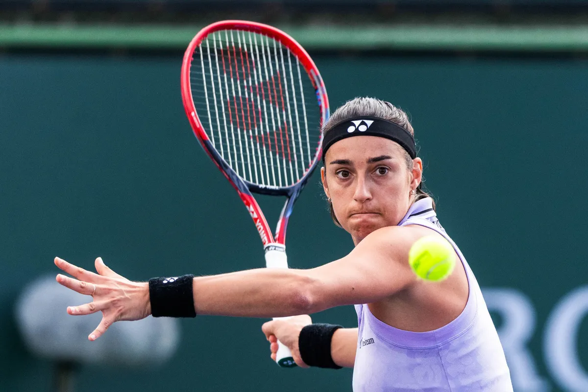 Hạ Hubert Hurkacz, Tommy Paul tiến vào vòng 4 Indian Wells - Ảnh 2. Hạ Hubert Hurkacz, Tommy Paul tiến vào vòng 4 Indian Wells - Ảnh 2.