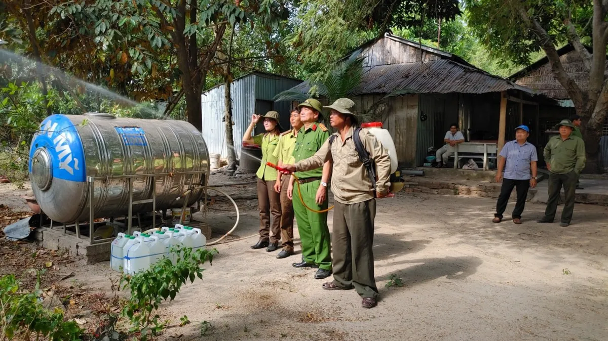 An Giang kiểm tra công tác phòng cháy, chữa cháy tại rừng Tân Lợi và Trà Sư - Ảnh 1.