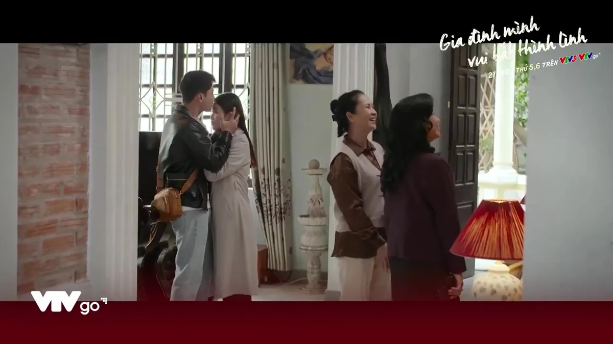 Gia đ&igrave;nh m&igrave;nh vui bất th&igrave;nh l&igrave;nh - Tập 3: H&agrave; ngứa mắt khi thấy Danh - Tr&acirc;m Anh l&agrave;m m&agrave;u - Ảnh 3.