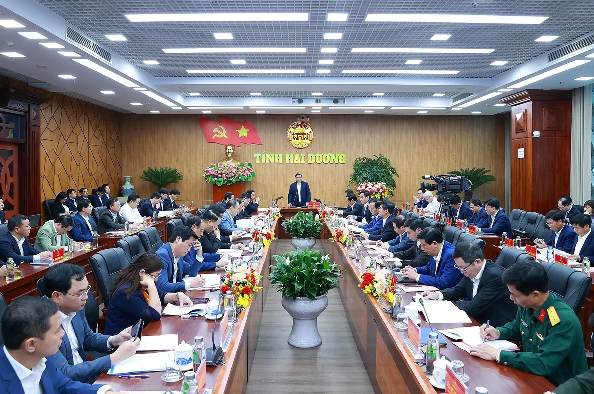 Thủ tướng Phạm Minh Chính làm việc với Ban Thường vụ Tỉnh ủy Hải Dương - Ảnh 2. Thủ tướng Phạm Minh Chính làm việc với Ban Thường vụ Tỉnh ủy Hải Dương - Ảnh 2.