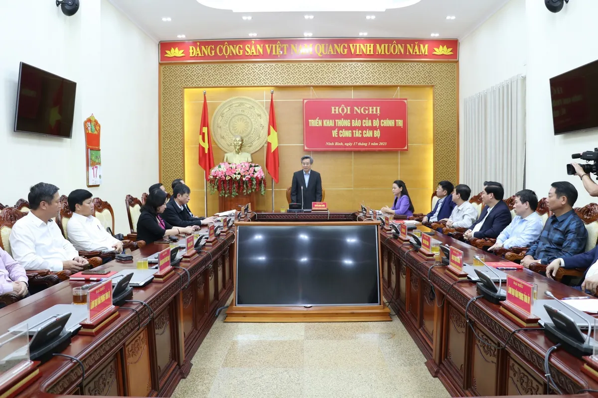 Bộ Ch&iacute;nh trị điều động nh&acirc;n sự B&iacute; thư Tỉnh ủy Ninh B&igrave;nh - Ảnh 1.