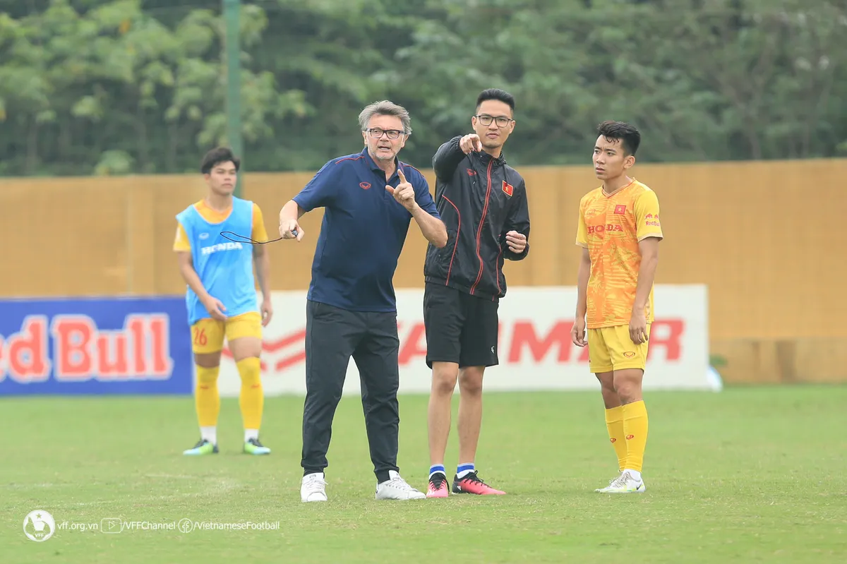 ĐT U23 Việt Nam tích cực tập luyện trước ngày lên đường dự giải quốc tế U23 Cup - Ảnh 8. ĐT U23 Việt Nam tích cực tập luyện trước ngày lên đường dự giải quốc tế U23 Cup - Ảnh 8.